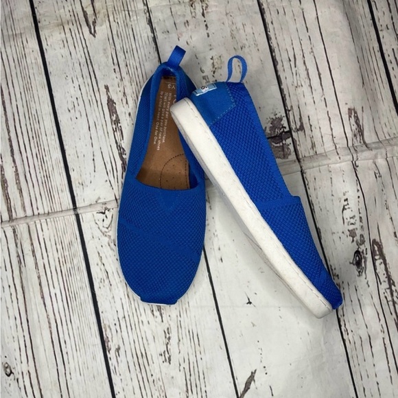 Toms Other - TOMS size Y3 unisex slip ons